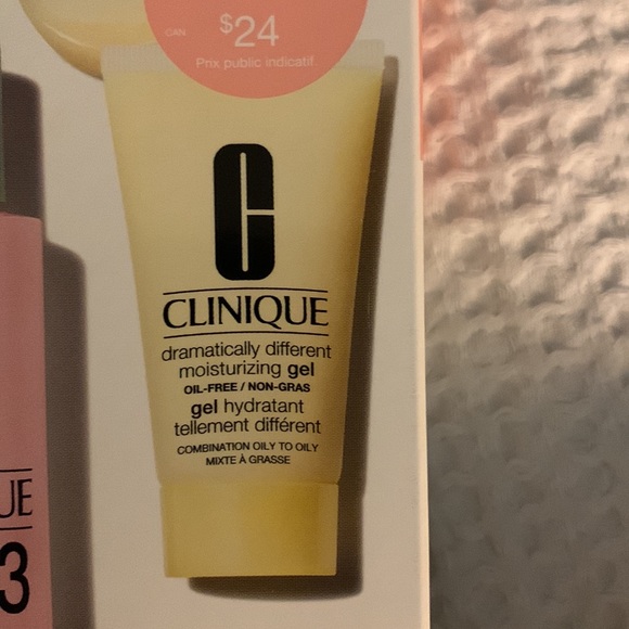 Clinique “3 Steps to Clean, Healthy Looking Skin” Combo Box - Picture 3 of 3